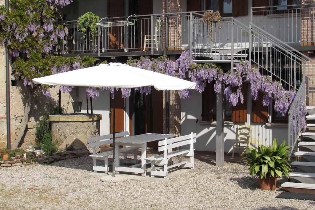 Hôtel Corte Canale Virgilio à Volta Mantovana Extérieur photo
